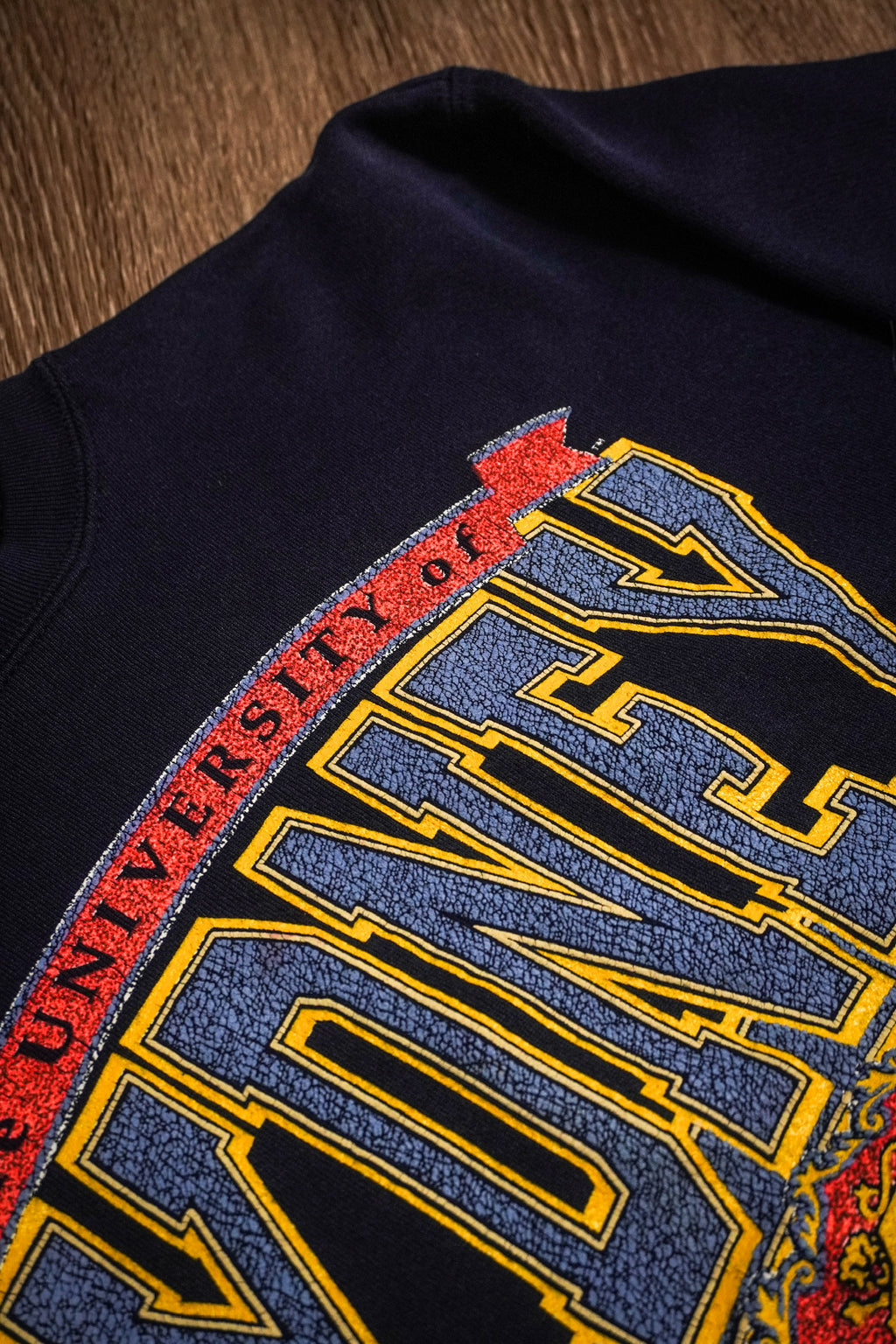Vintage 1989 The University of Sydney Australia Navy Blue Graphic Crewneck Sweatshirt Size L