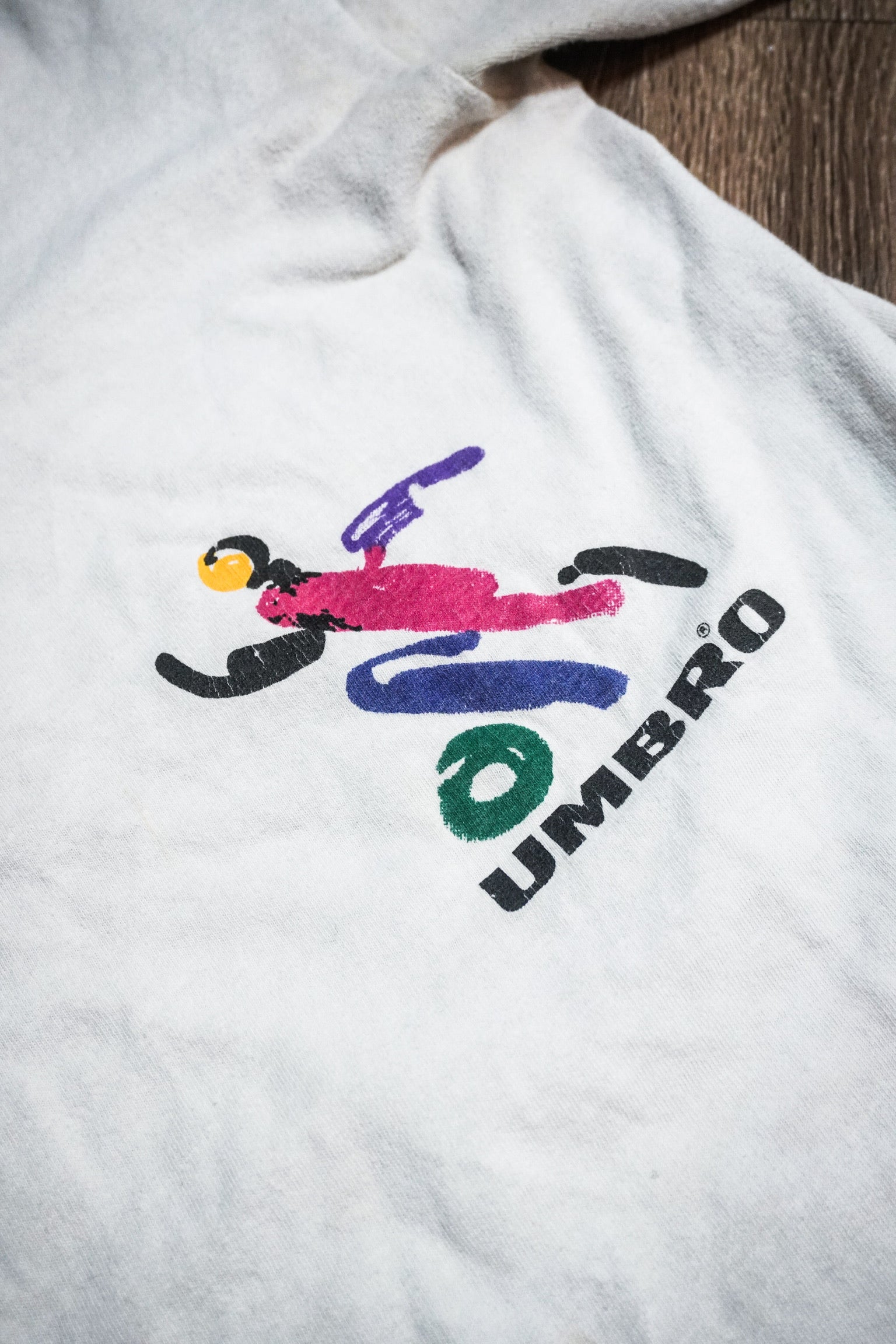 Vintage 90s Umbro Retro Sports Graphic Single Stitch White Tee Shirt Youth XL