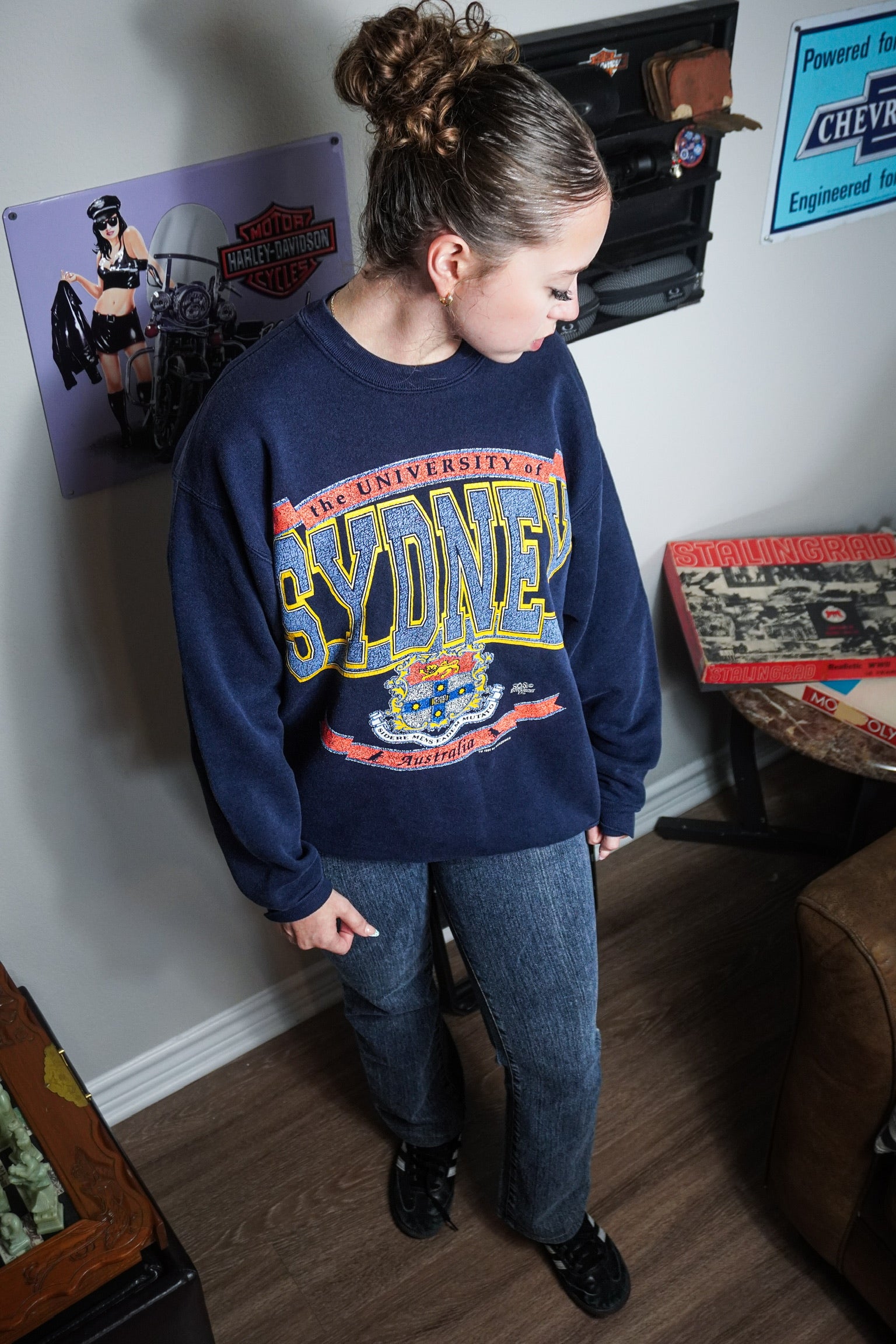 Vintage 1989 The University of Sydney Australia Navy Blue Graphic Crewneck Sweatshirt Size L